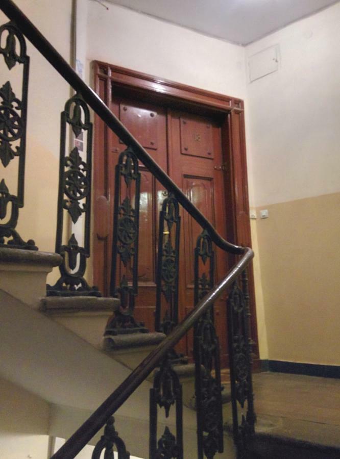 Ferienwohnung Warsaw Concierge Traveller'S Nest Wspolna Exterior foto